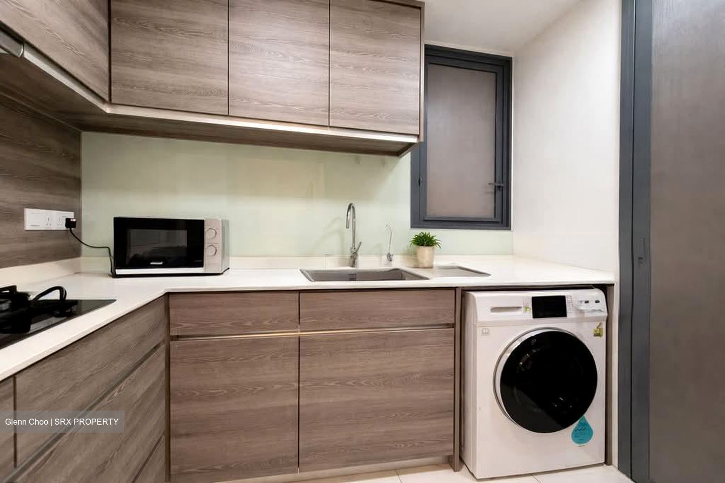 Coco Palms (D18), Condominium #568192001
